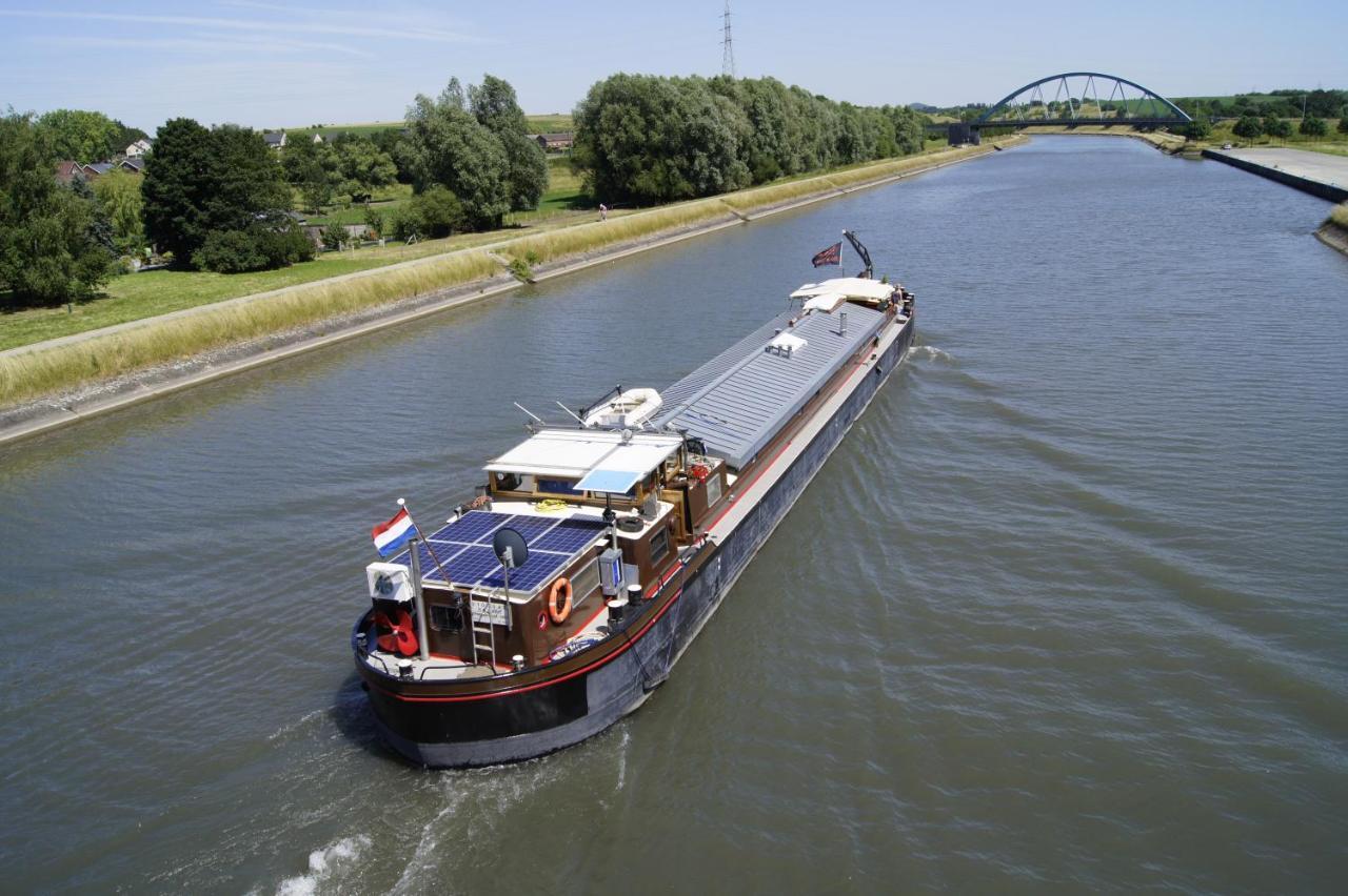 Blackpearl Boat&Breakfast Terneuzen Exterior photo