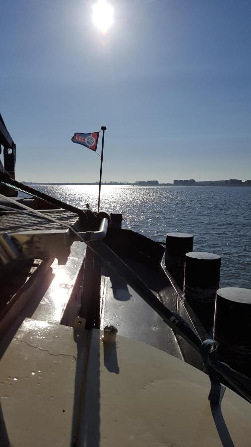 Blackpearl Boat&Breakfast Terneuzen Exterior photo