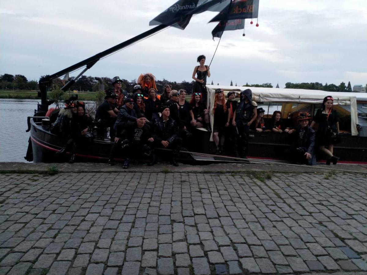 Blackpearl Boat&Breakfast Terneuzen Exterior photo